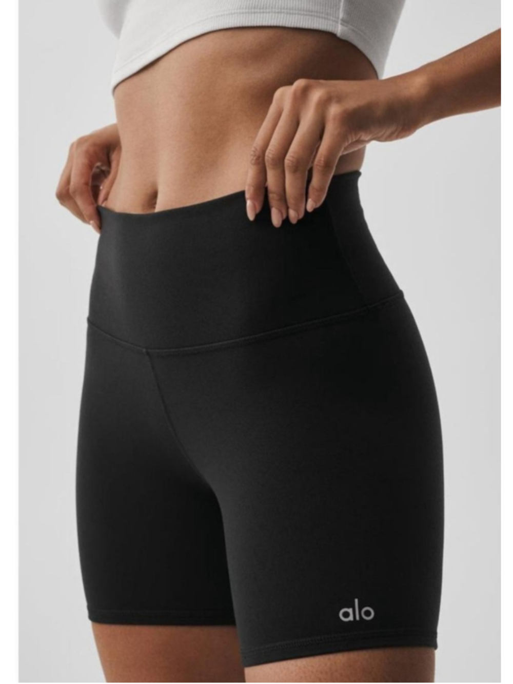 ALO Yoga 4" High-Waist Airlift Spandex Biker Shorts Black S